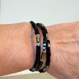 Black Beaded Wearable Tech Bracelet